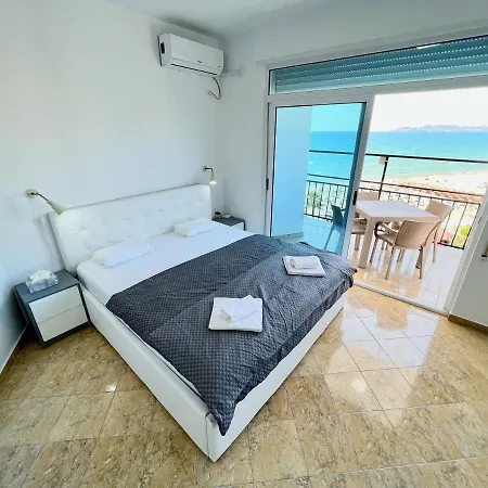 Apartment Nelly Seafront *