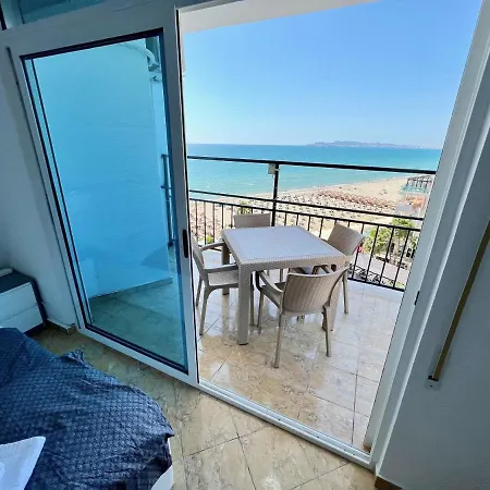 Apartment Nelly Seafront *